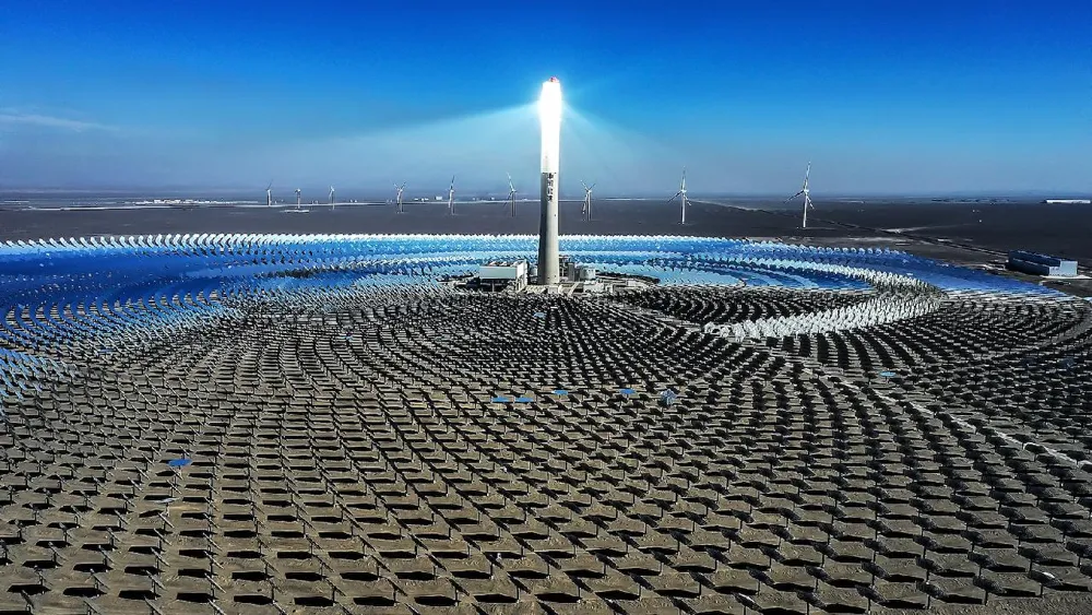 Energía limpia transforma el paisaje de China hacia la armonía verde