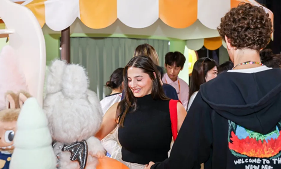 Китайские игрушки на CIFTIS демонстрируют растущую популярность и мощь интеллекта