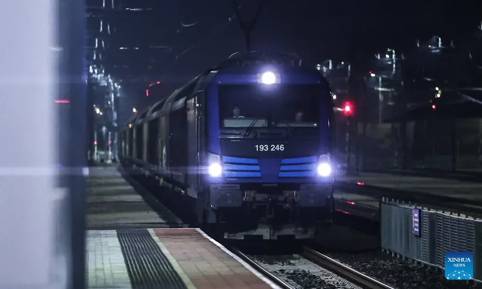 El ferrocarril Hungría-Serbia reanuda carga tras la BRI