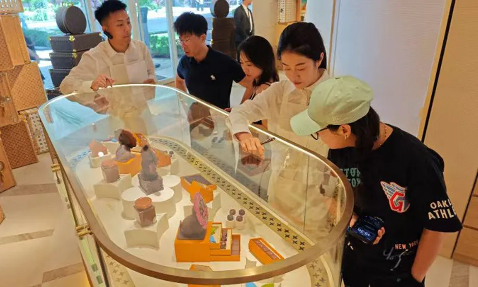 LV Shuts Down Only Chocolate Boutique in Shanghai