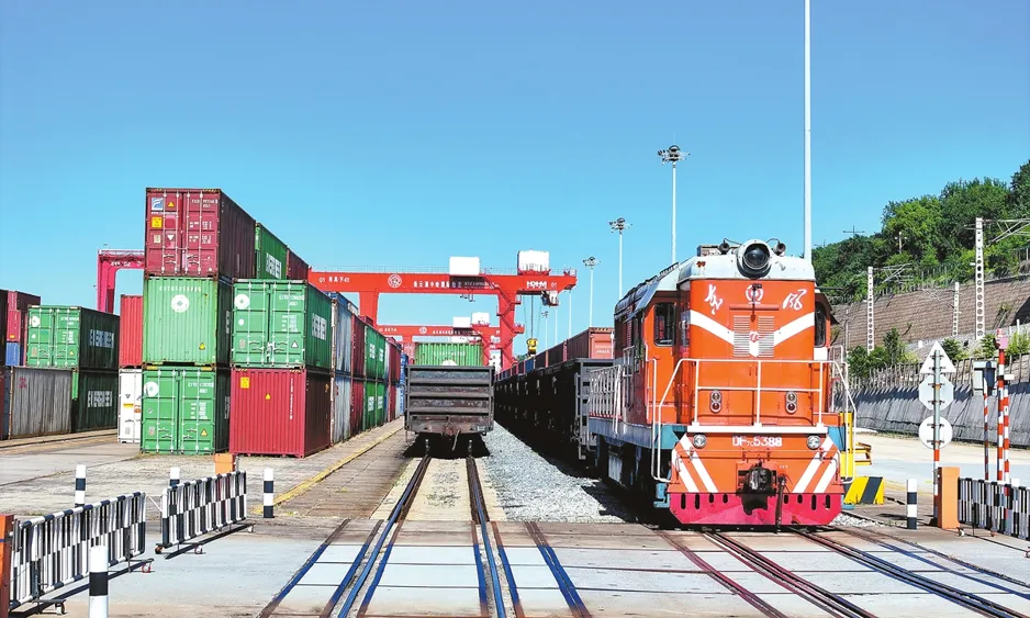 China and EU Strengthen Ties to Combat Protectionism and Boost Recovery