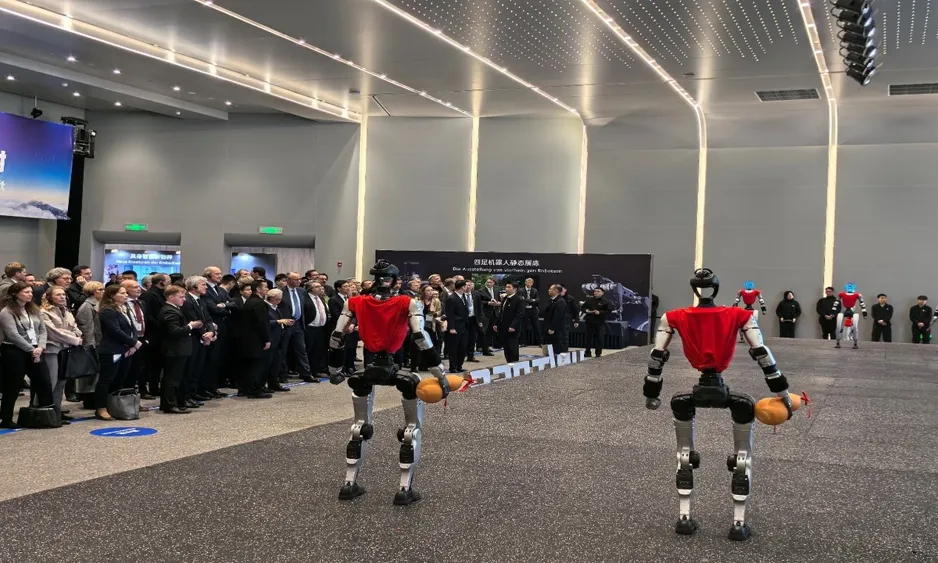 Friedrich Merz visite Unitree Robotics à Hangzhou pour des démonstrations