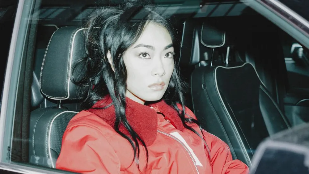 Rina Sawayama, la Thérapeute de la Pop