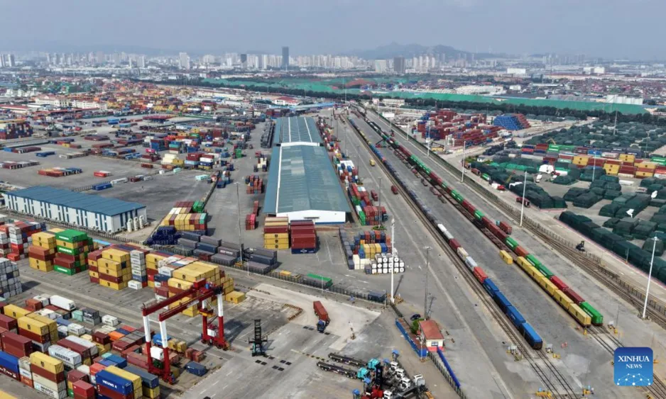 China's Foreign Trade Praised by Two Ministries for Quality Opening