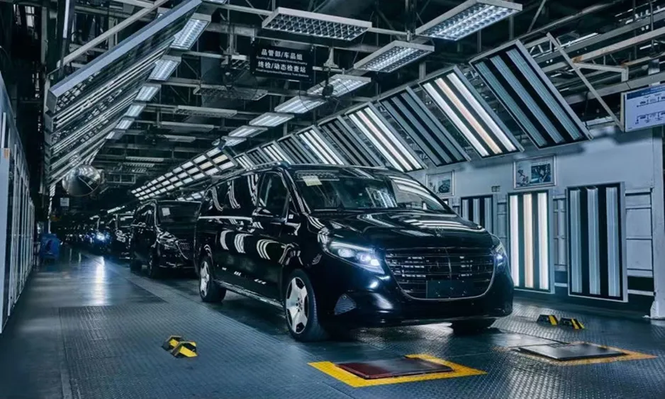 Mercedes-Benz beschleunigt Expansion in China mit hohem Tempo und CEO warnt vor intensivem Wettbewerb