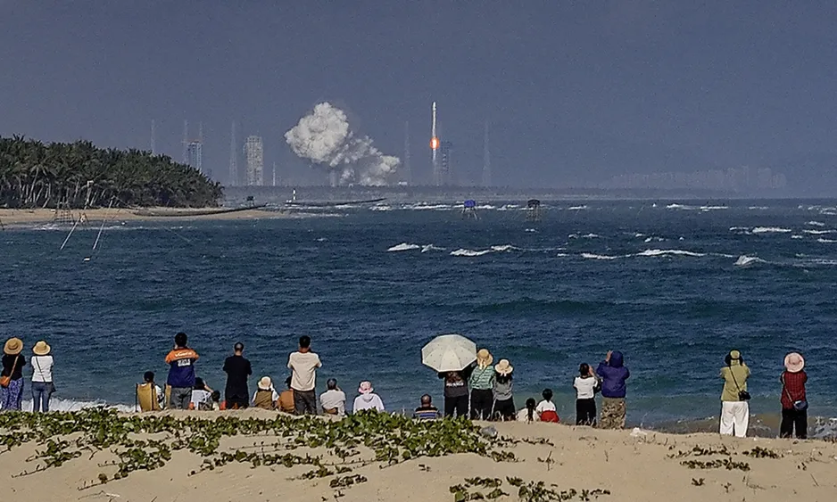 China erreicht 2025 50 kommerzielle Raumfahrtstarts laut CNSA