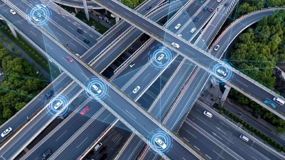 China invierte récord en la construcción de redes de transporte globales