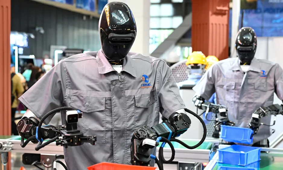 China's High-Tech Manufacturing Sees Growth in July AUV Production