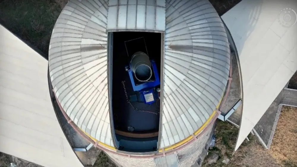 Científicos vigilan asteroides que representan amenaza a la Tierra