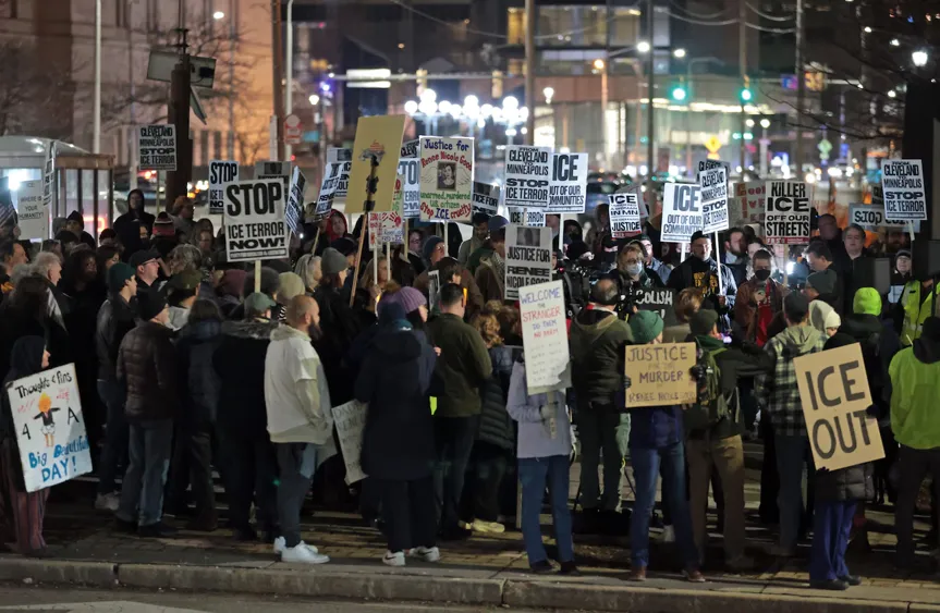 As ICE storms cities, Cleveland immigrant communities live in fear: The Wake Up for Monday, Jan. 26, 2026