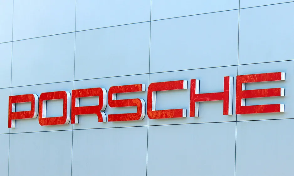 Porsche China entschuldigt sich wegen Schließungen in Zhengzhou