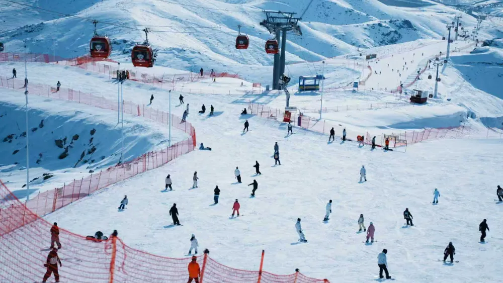 Festival du Printemps célébré à Altay dans le Xinjiang en Chine