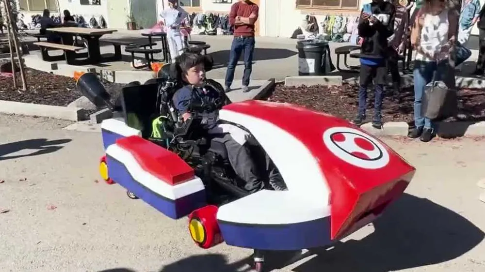 Oakland boy paralyzed by shooting gets ultimate Halloween costume