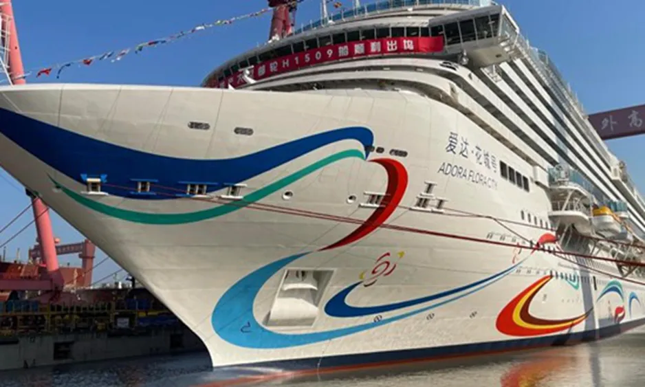 Le navire de croisière Adora Flora City désamarré en Chine