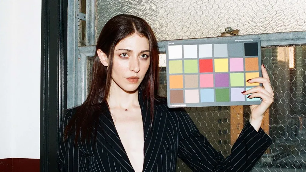 Caroline Polachek: Viaje Ácido y Deseo en Ti