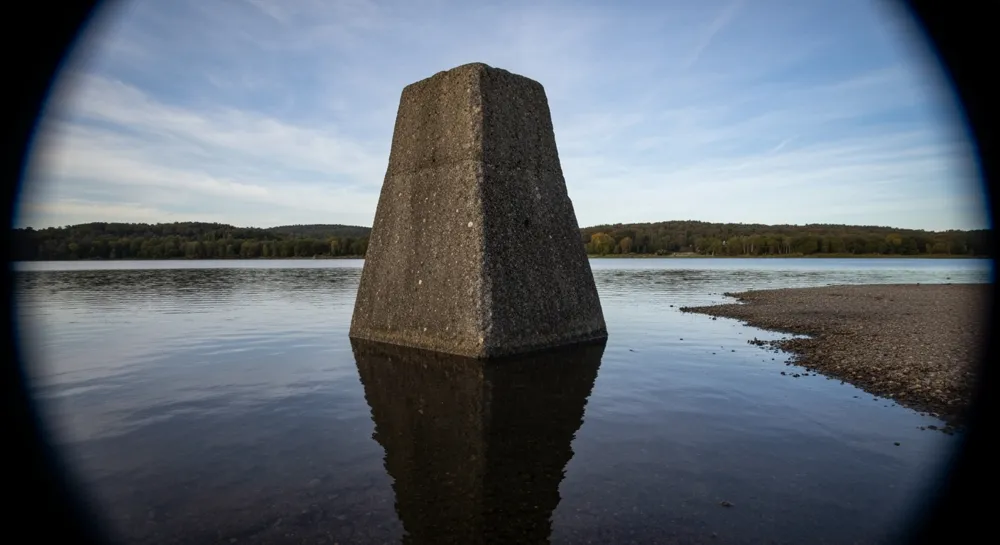 Steigende Kohlepreise werden durch schwankende Grafiken dargestellt.