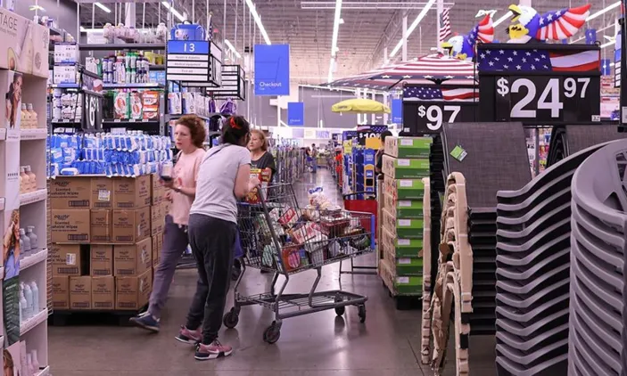 Американские компании в Китае остаются из-за тарифов США и рисков