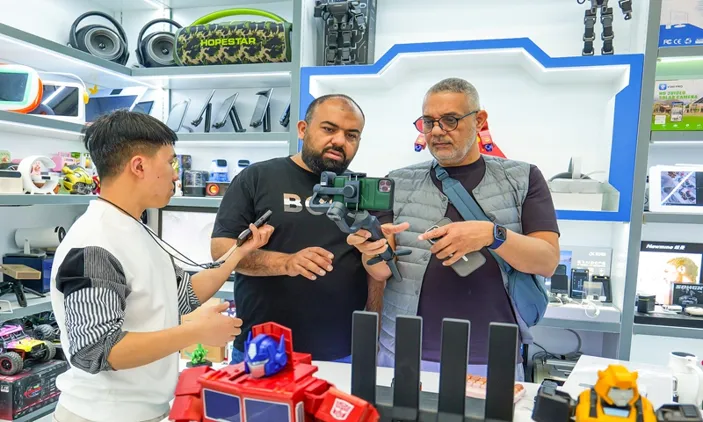 Yiwu Embraces AI to Transform Small Commodities Manufacturing