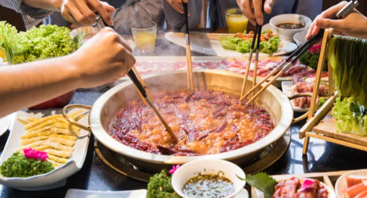 Cómo el hot pot en invierno puede afectar tu salud y energía