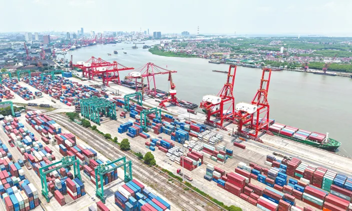 Внешняя торговля в китайских производственных центрах растет стабильно