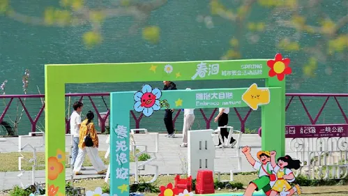 Dividendo del Tiempo en China: Vacaciones impulsan consumo de 100 mil millones de yuanes