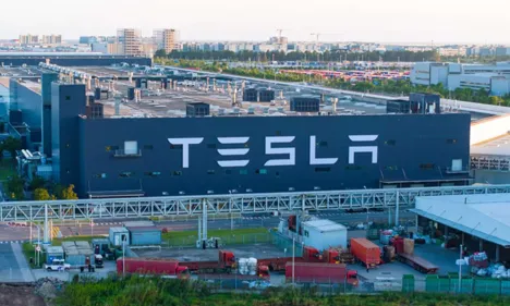 Tesla affirme que le pays d'origine des fournisseurs n'exclut pas les composants fabriqués en Chine