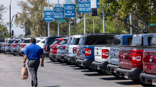 US Tariffs Pressure Automakers Spark Price Hikes Ahead