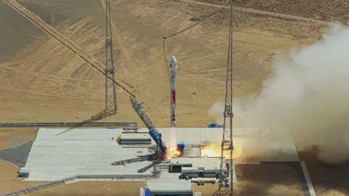 Cohete comercial chino ZQ-2E lanza seis satélites al espacio