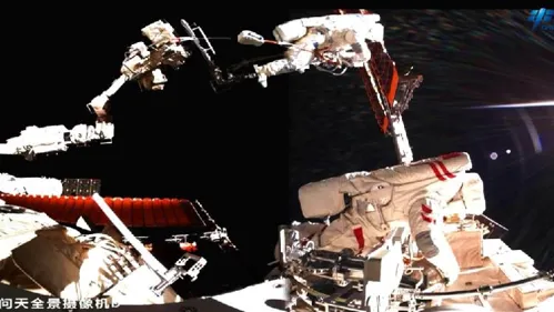 Astronautas del Shenzhou 20 de China finalizan actividades extravehiculares